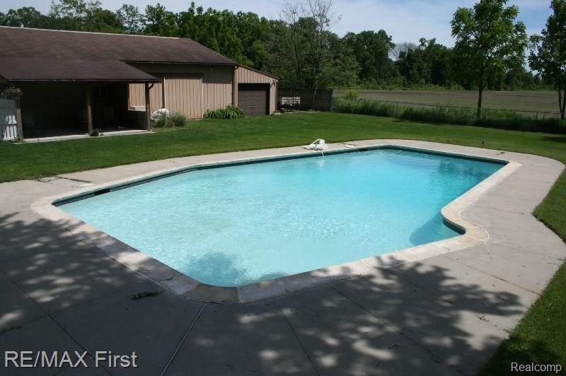 24890 22 Mile Road Macomb, MI 48042 - Photo 5 of 56 IMG_3609.jpg