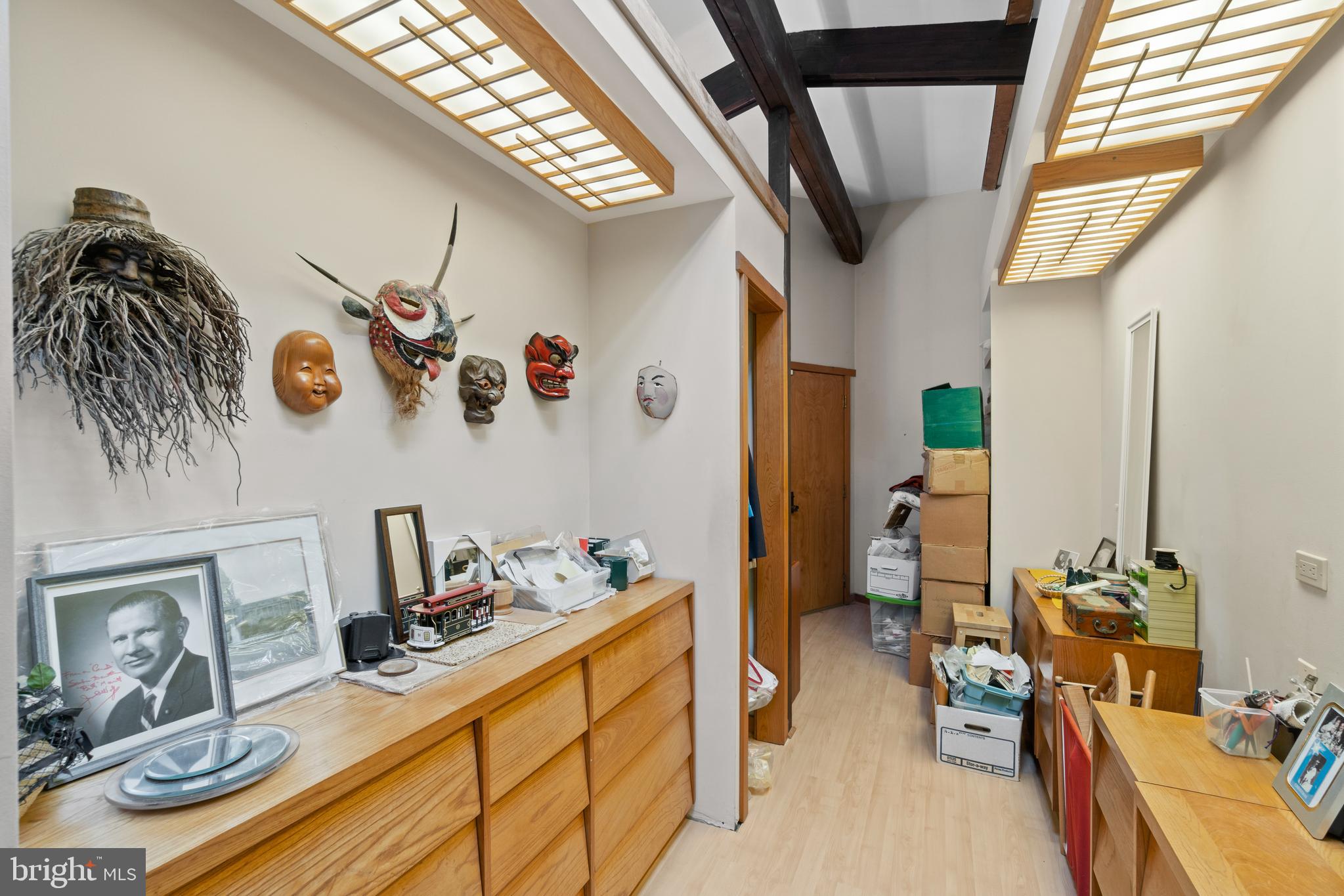 12211 Riverview Road Fort Washington, MD 20744 - Photo 29 of 45 large walk in dressing studio in primary BR sutie