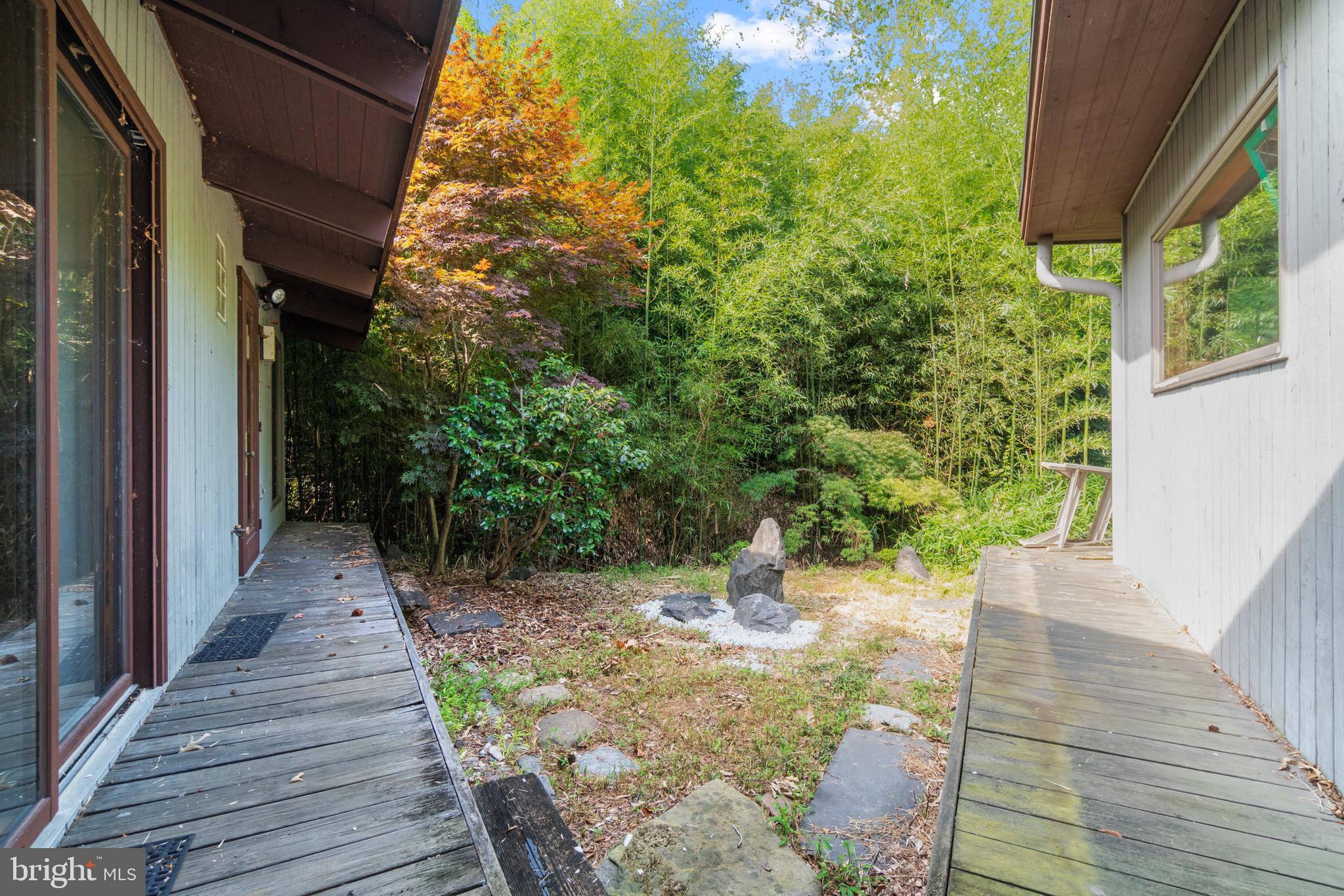 12211 Riverview Road Fort Washington, MD 20744 - Photo 42 of 45 between two wings: hidden garden