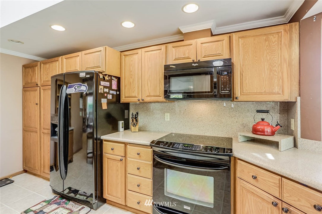 14666 Southeast 173rd Street Renton, WA 98058 - Photo 13 of 29 Gallery Image 13