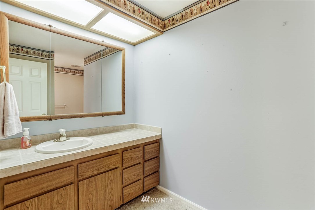 14666 Southeast 173rd Street Renton, WA 98058 - Photo 20 of 29 Gallery Image 20