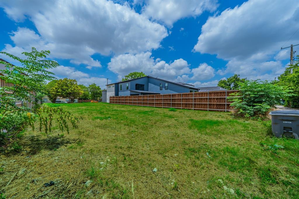 7610 Roper Street Dallas, TX 75209 - Photo 5 of 9