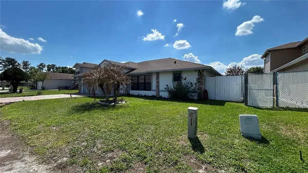 $2,000 | 761 Americana Court, Kissimmee, FL 34758