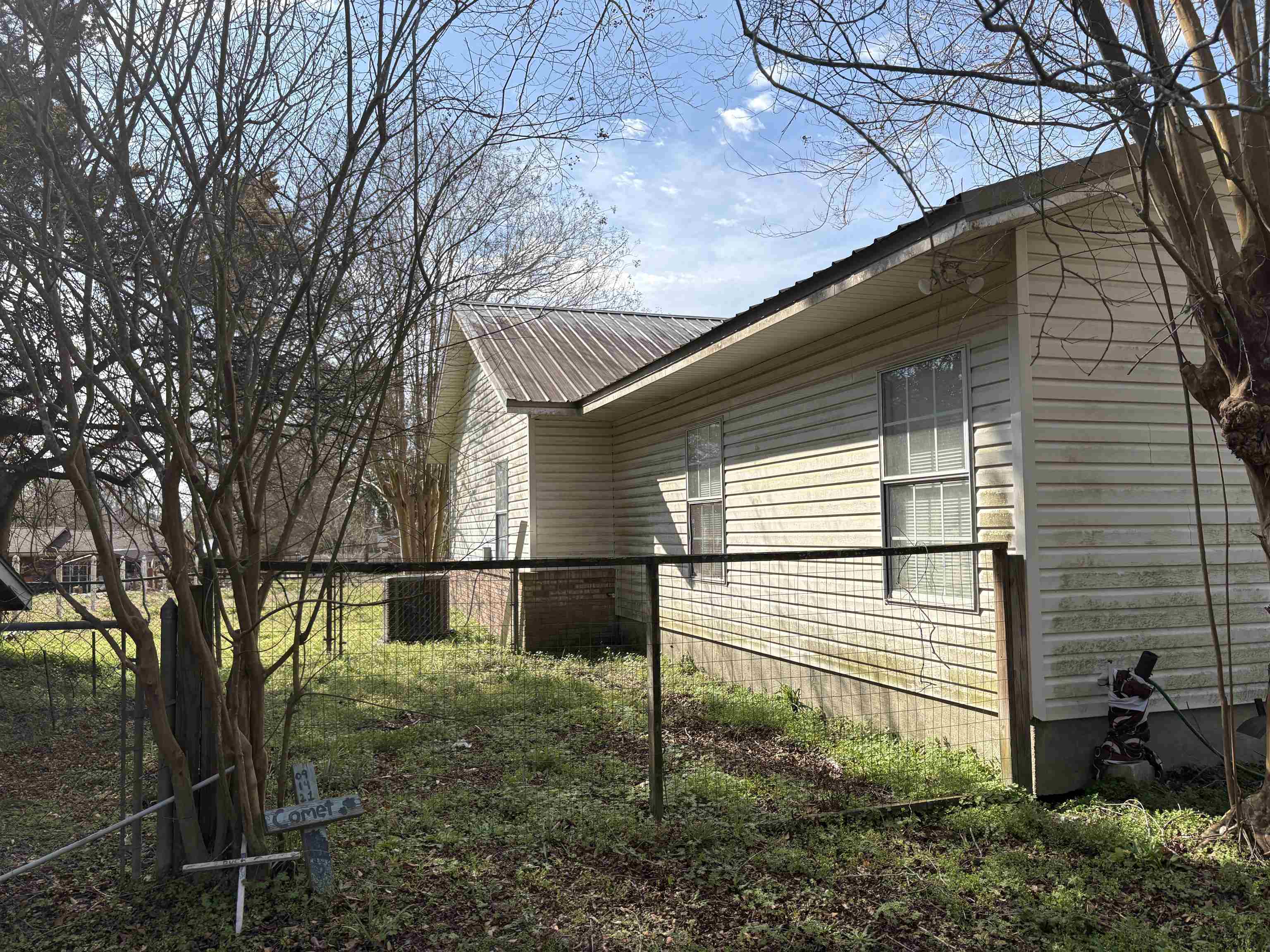 4470 Pilcher Road Marianna, FL 32448 - Photo 2 of 16