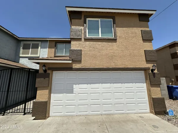 $2,049 | 2616 East Southgate Avenue, Unit 2, Phoenix, AZ 85040