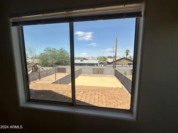 $2,049 | 2616 East Southgate Avenue, Unit 2, Phoenix, AZ 85040