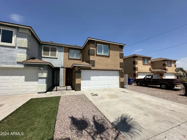 $2,049 | 2616 East Southgate Avenue, Unit 2, Phoenix, AZ 85040