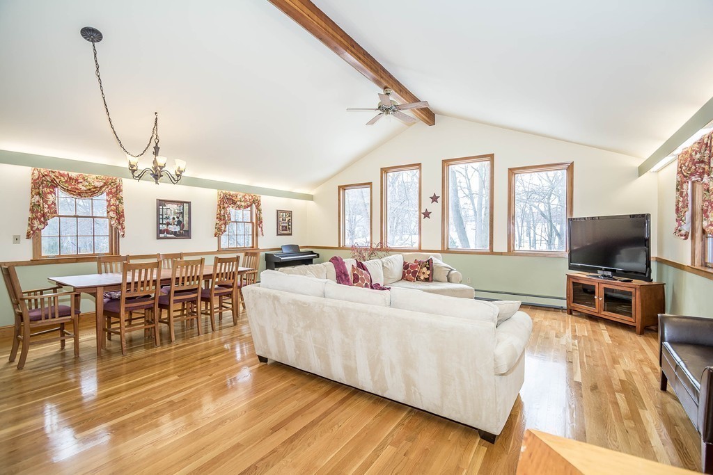 91 Whittier Road Reading, MA 01867 - Photo 11 of 30 Gallery Image 11