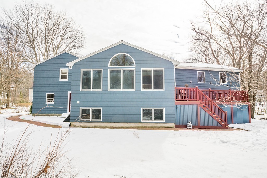 91 Whittier Road Reading, MA 01867 - Photo 28 of 30 Gallery Image 28