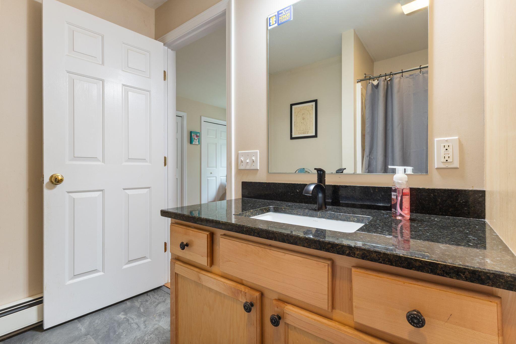 32 Jennifer Way Gorham, ME 04038 - Photo 13 of 34 32_Jennifer_Wy_17