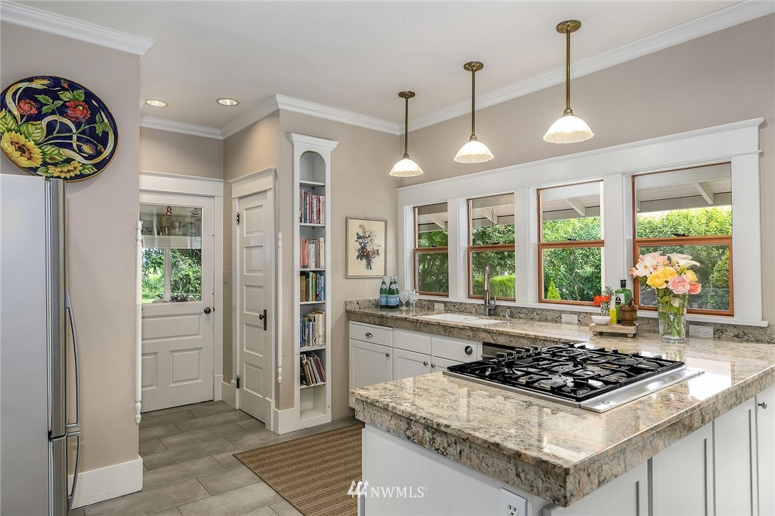 18161 McLean Road Mount Vernon, WA 98273 - Photo 12 of 40 Gallery Image 12
