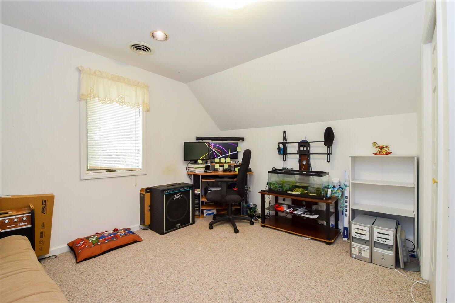 1399 White House Road Moneta, VA 24121 - Photo 22 of 36 10-1399 White House-10