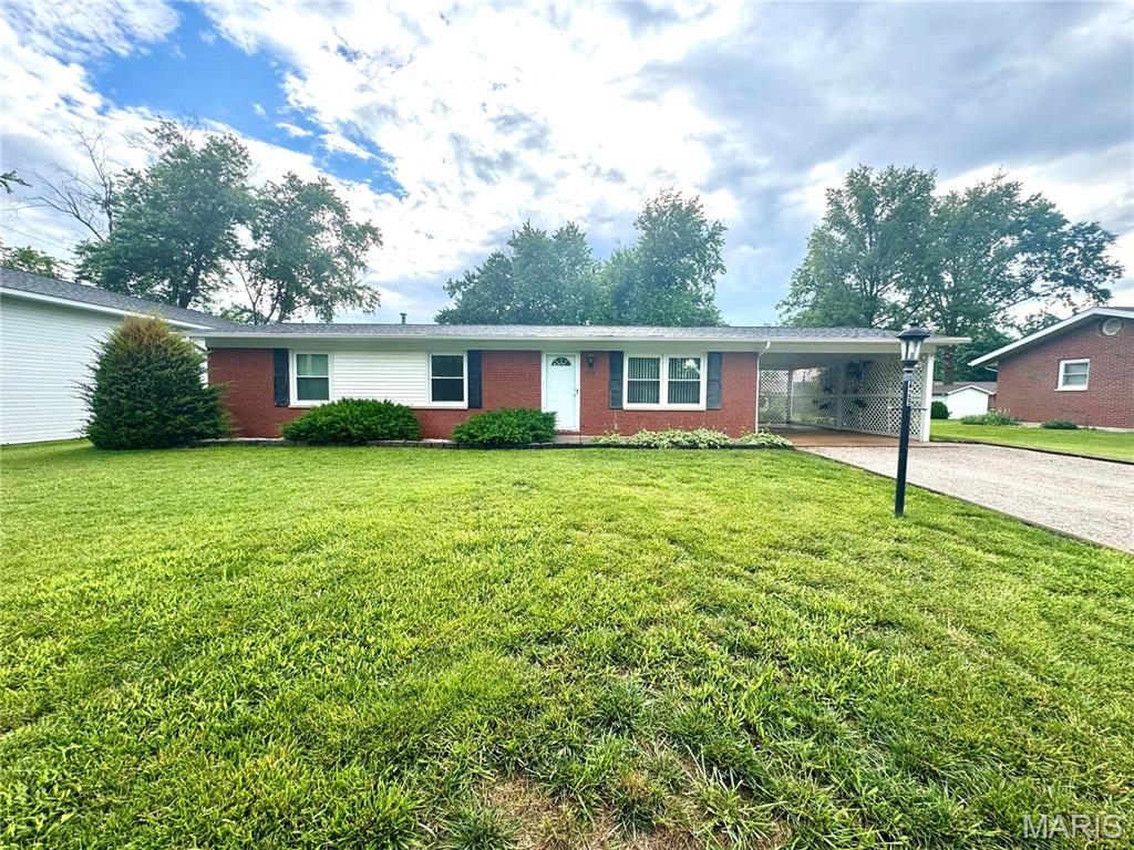 429 Sunset Drive Waterloo, IL 62298 - Photo 2 of 27