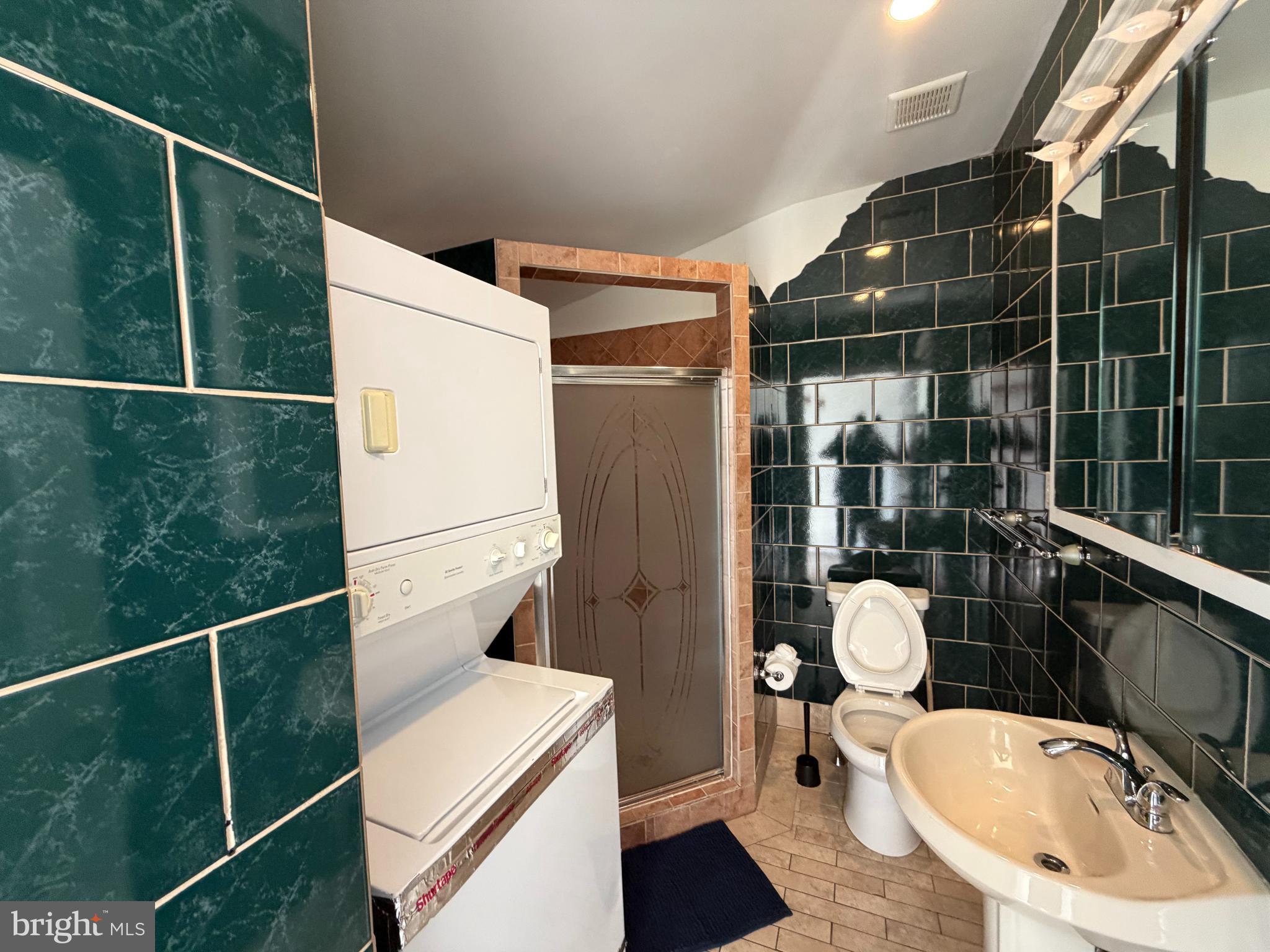 7105 Rising Sun Avenue, Unit B Philadelphia, PA 19111 - Photo 5 of 11