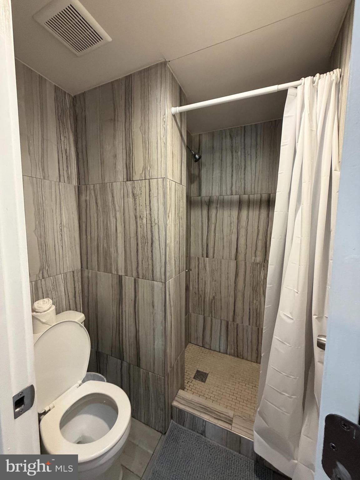 7105 Rising Sun Avenue, Unit B Philadelphia, PA 19111 - Photo 8 of 11