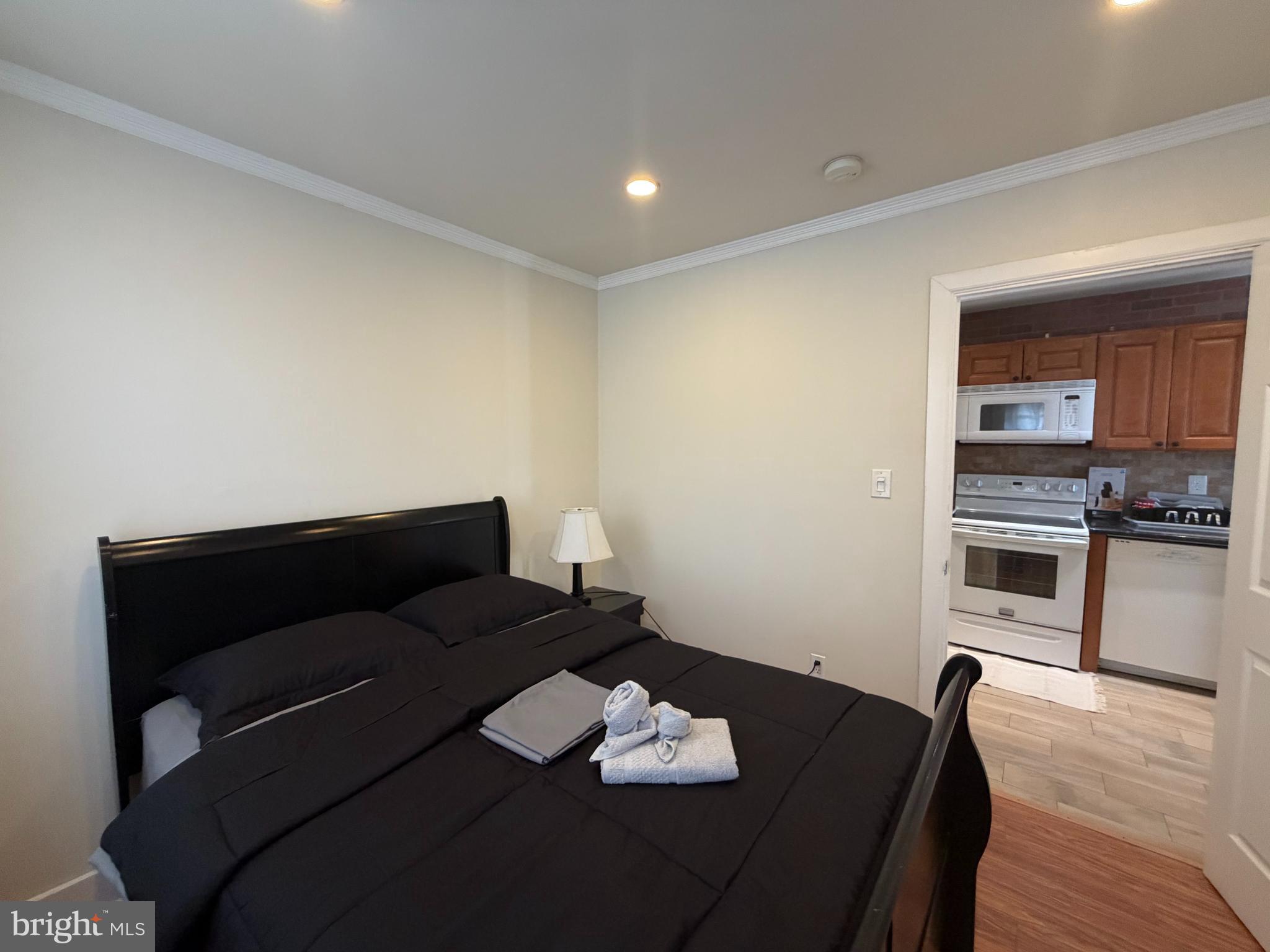 7105 Rising Sun Avenue, Unit B Philadelphia, PA 19111 - Photo 10 of 11