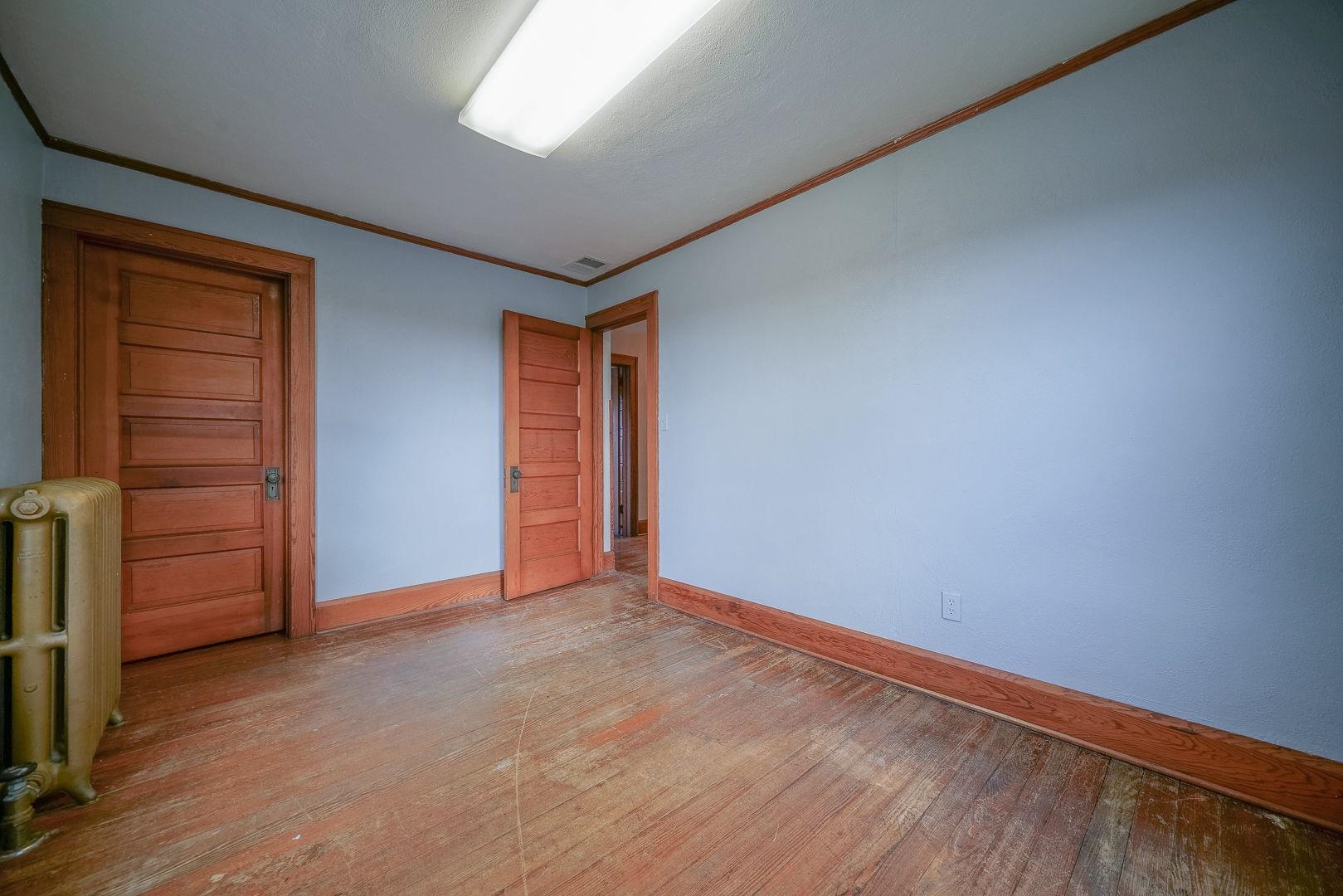 6259 North Pecatonica Road Pecatonica, IL 61063 - Photo 18 of 48 an empty room with closet