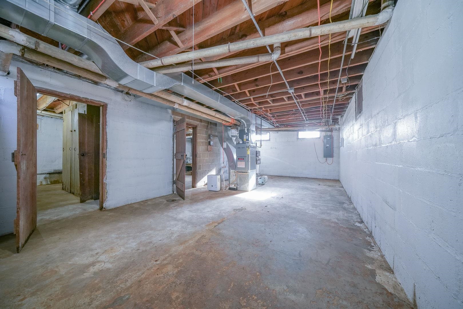 6259 North Pecatonica Road Pecatonica, IL 61063 - Photo 35 of 48