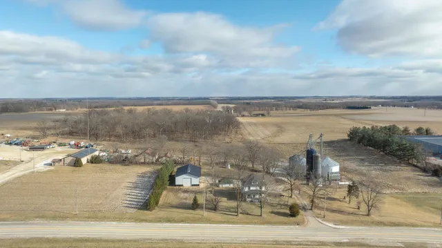 $350,000 | 6259 North Pecatonica Road, Pecatonica, IL 61063