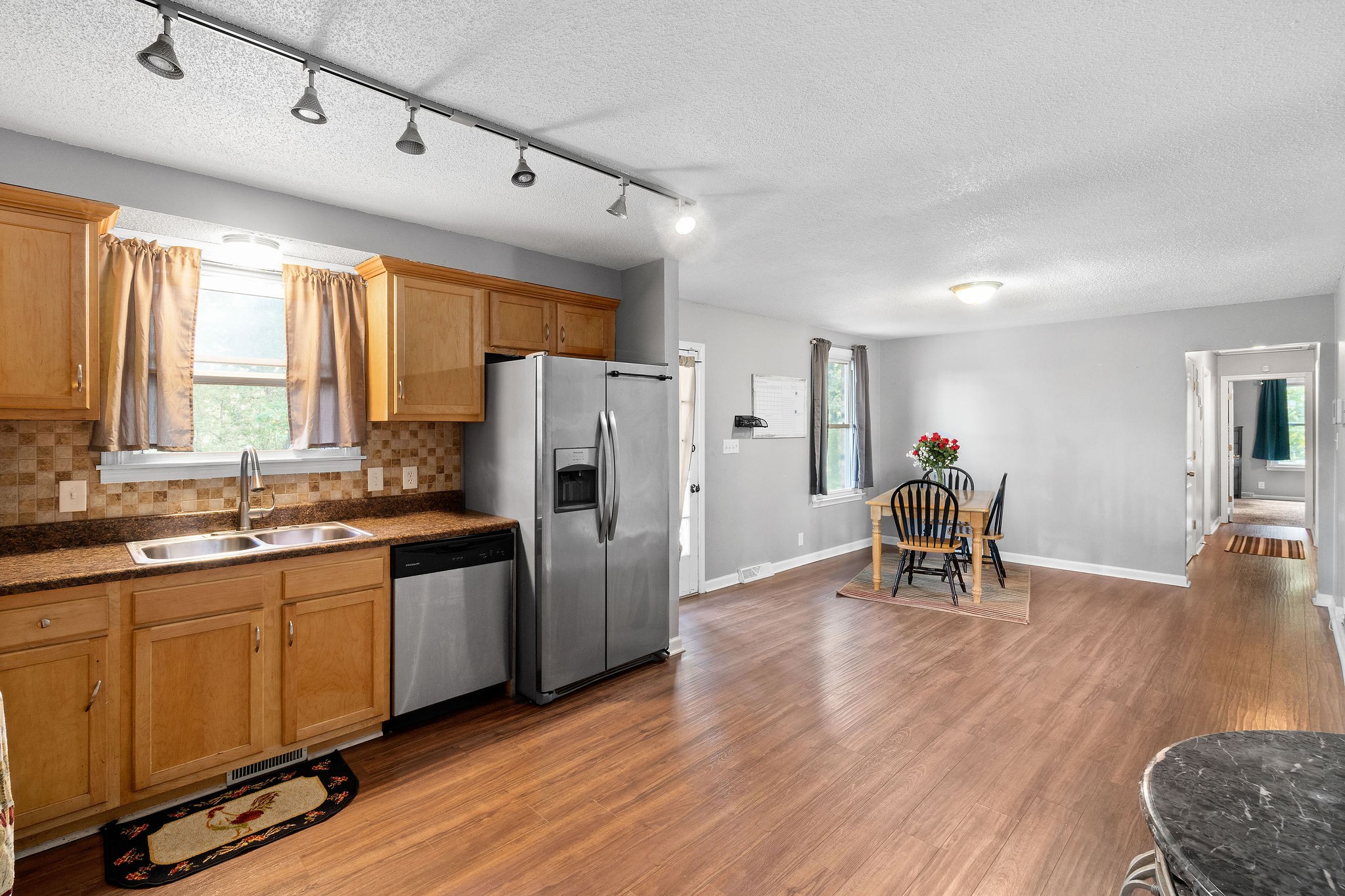 431 Victory Road Clarksville, TN 37042 - Photo 9 of 20 Gallery Image 9