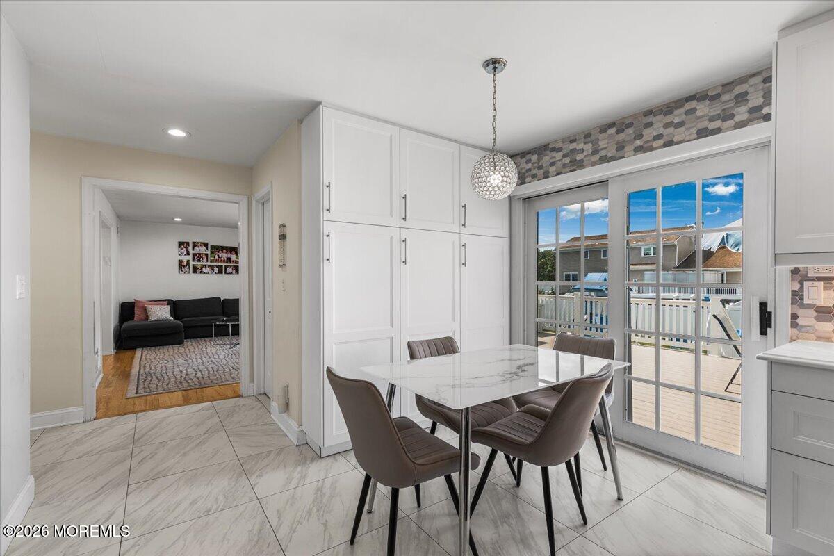 5 Ridge Road West Long Branch, NJ 07764 - Photo 21 of 53 21-Breakfast Area