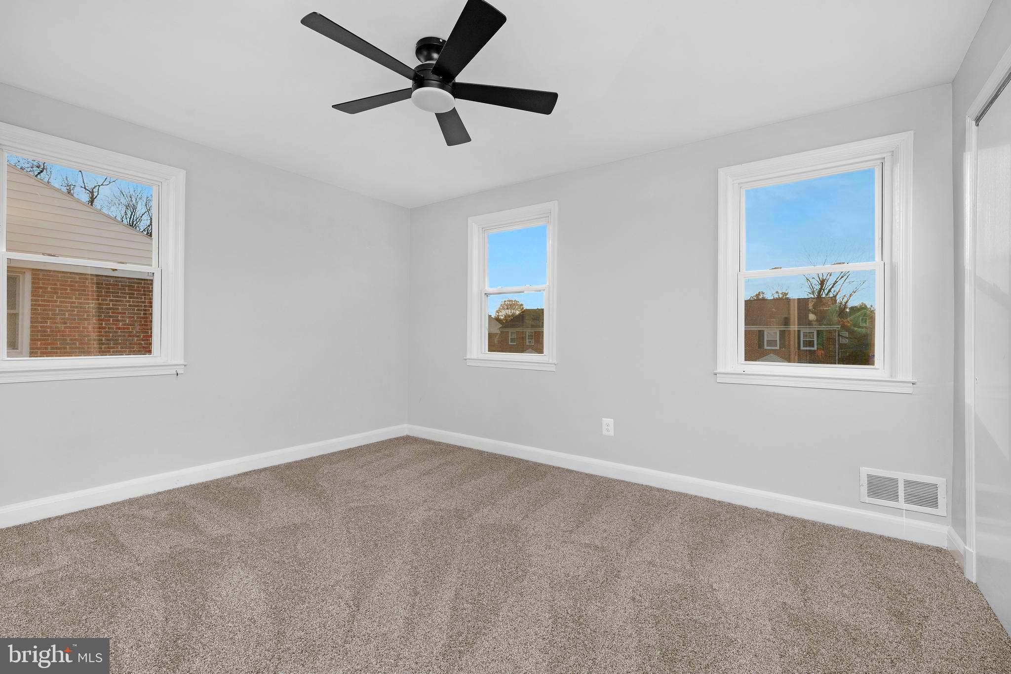 19 Mardrew Road Baltimore, MD 21229 - Photo 14 of 33