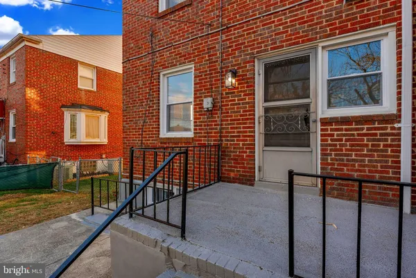 $319,990 | 19 Mardrew Road, Baltimore, MD 21229