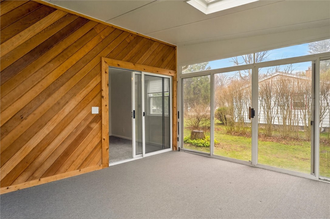 667 Hard Road Webster, NY 14580 - Photo 27 of 45 3 Season room.