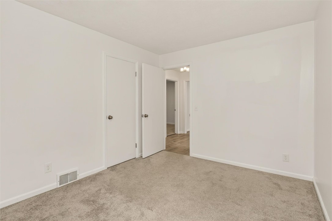 667 Hard Road Webster, NY 14580 - Photo 33 of 45 Bedroom 3.