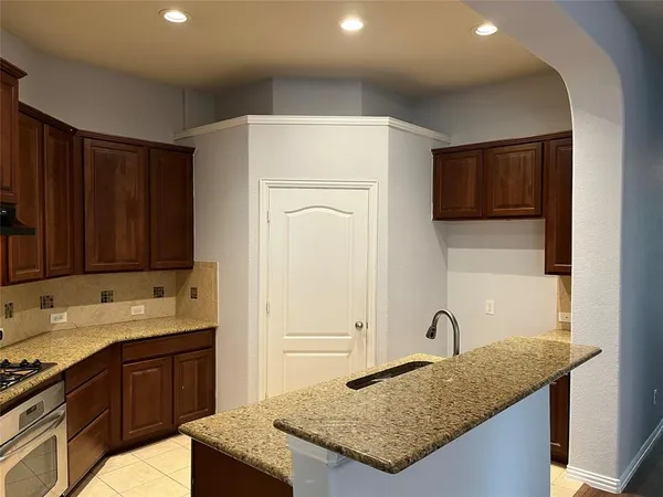 $2,975 | 1826 Long Bow Trail, Euless, TX 76040