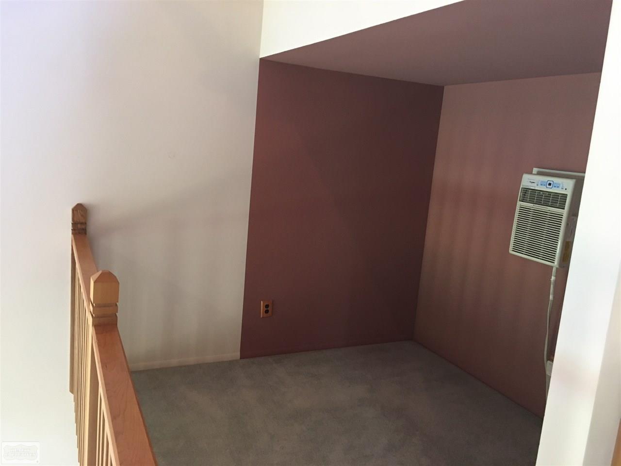 11920 Gilbert Road Memphis, MI 48041 - Photo 8 of 36 31325272-7.JPG