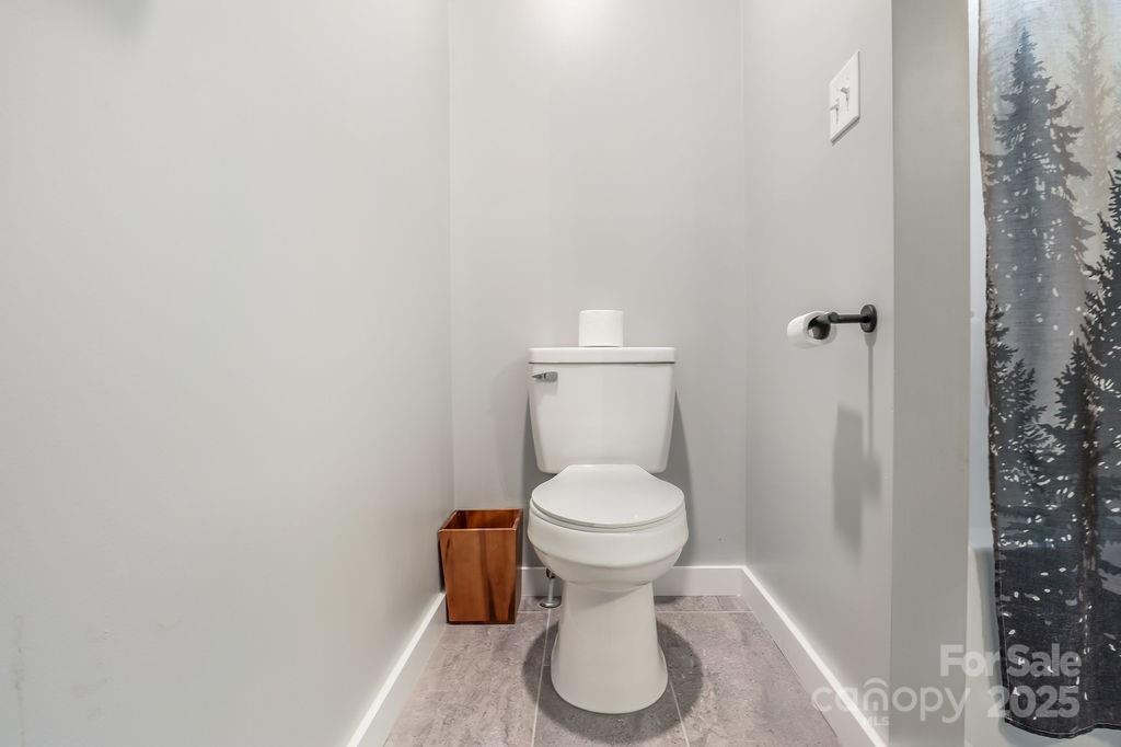 95 Walt Drive Hendersonville, NC 28792 - Photo 19 of 35