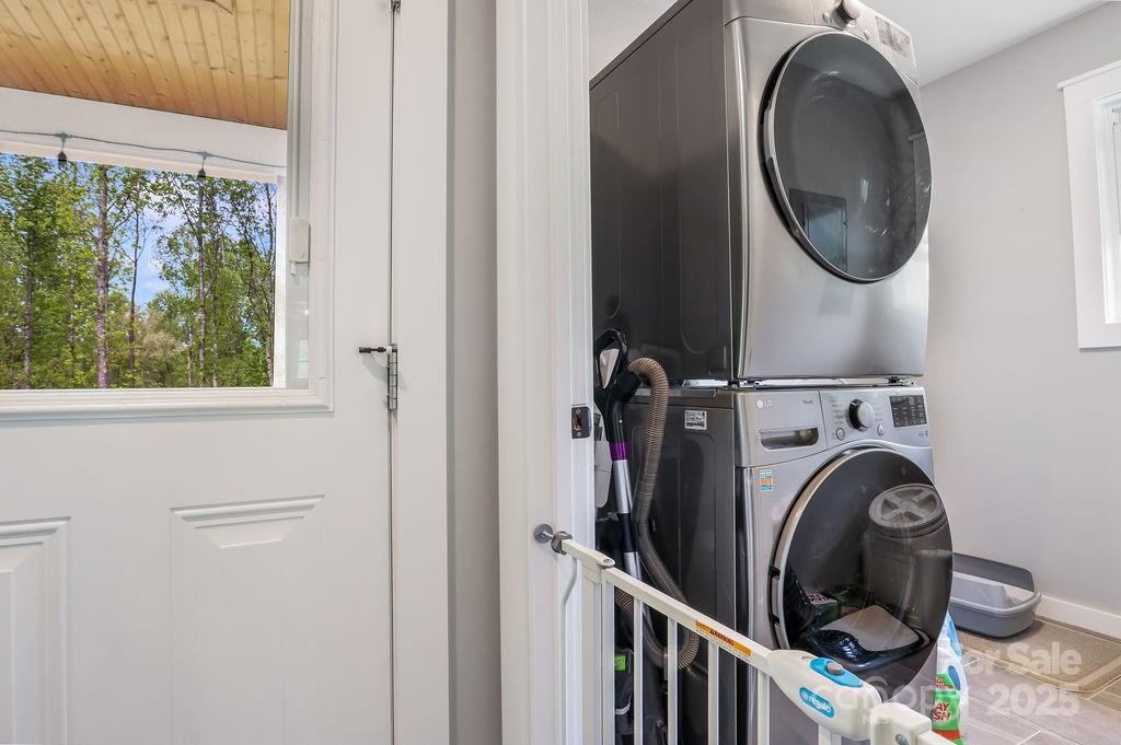 95 Walt Drive Hendersonville, NC 28792 - Photo 20 of 35