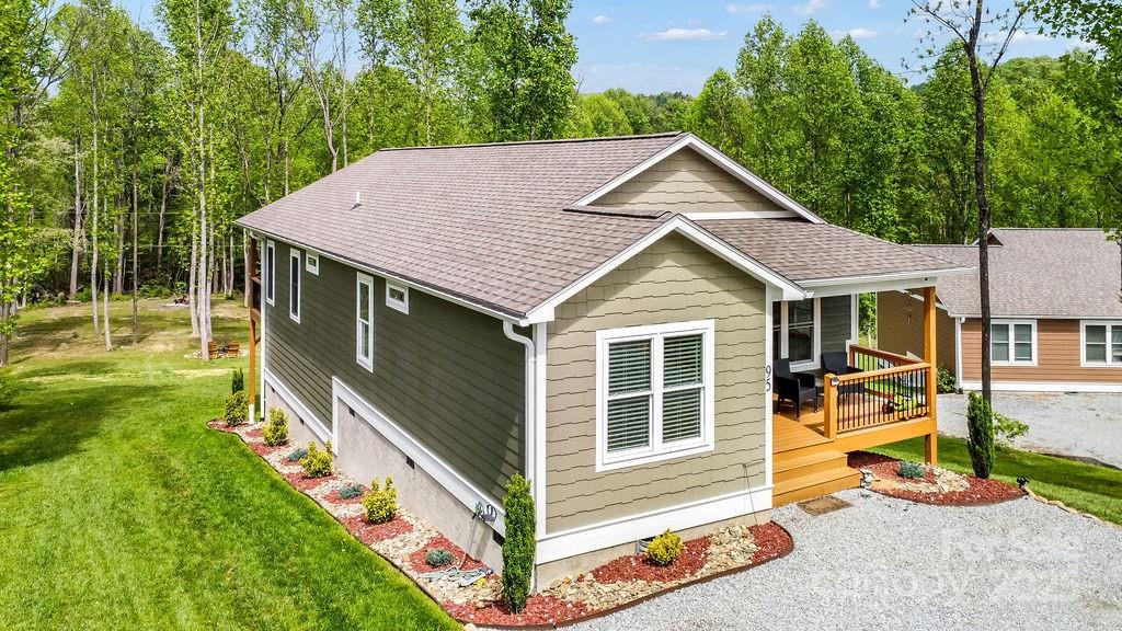 95 Walt Drive Hendersonville, NC 28792 - Photo 32 of 35