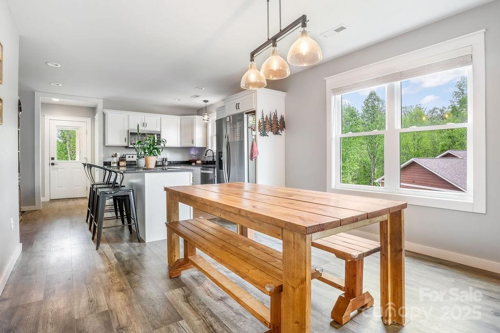 95 Walt Drive Hendersonville, NC 28792 - Photo 8 of 35