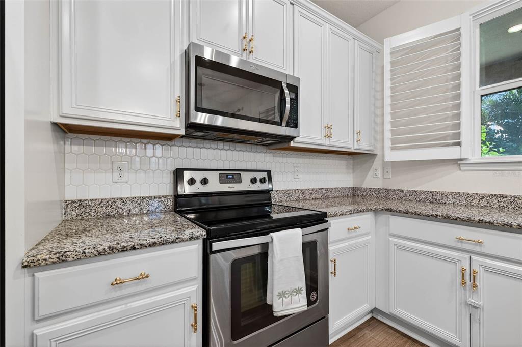 5833 Pummelo Lane Seminole, FL 33772 - Photo 16 of 41