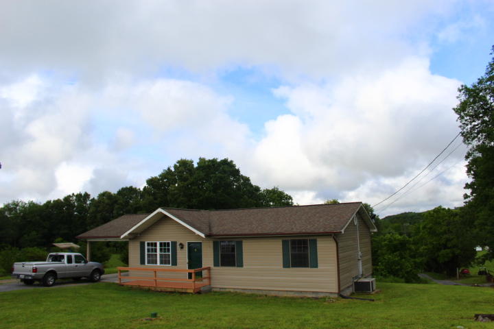 141 Grissom Road Maynardville, TN 37807 - Photo 1 of 28 IMG_8755