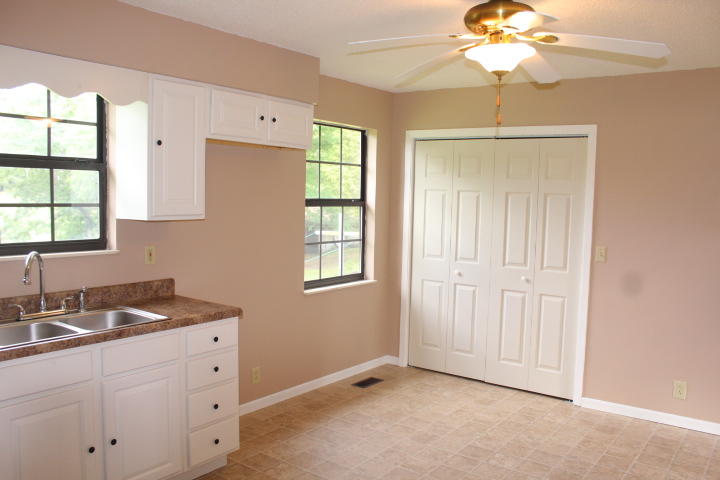 141 Grissom Road Maynardville, TN 37807 - Photo 9 of 28 IMG_8718