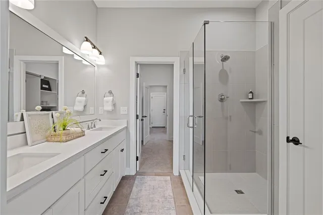 $574,500 | 8211 Aurora Street, Lenexa, KS 66220