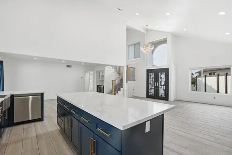 $1,479,000 | 1668-1672 Spanish Oak Place, El Cajon, CA 92019