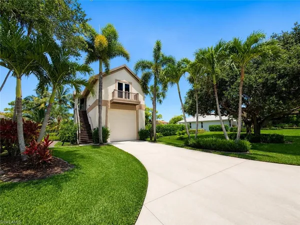 $1,700 | 10919 Parnu Street, Unit B, Naples, FL 34109