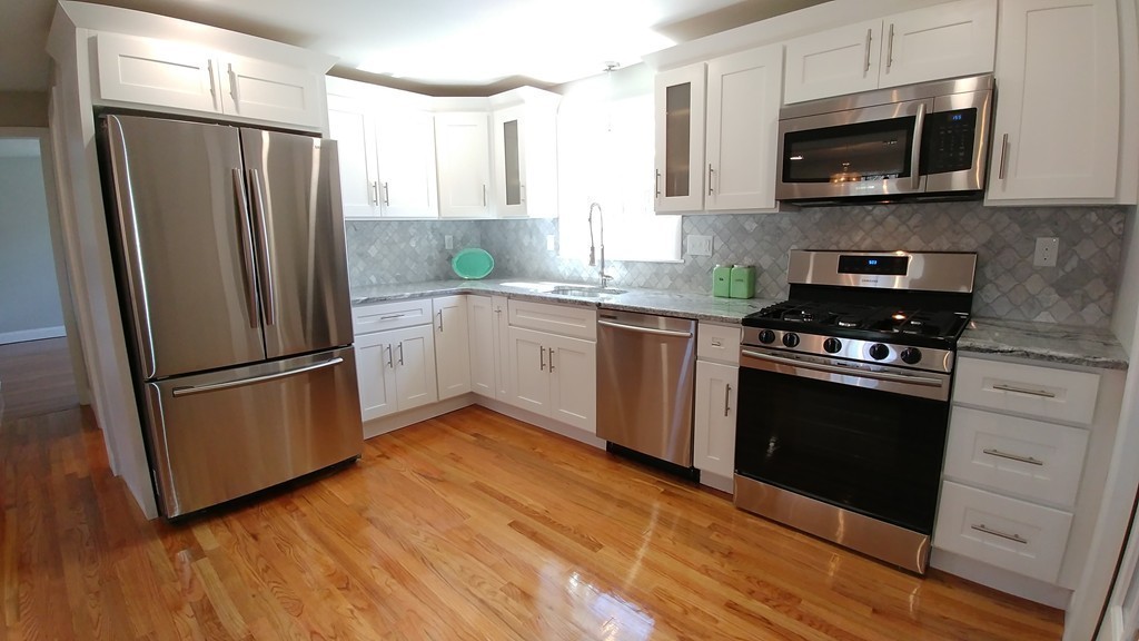 5 Blaisdell Road Chelmsford, MA 01824 - Photo 4 of 29 Gallery Image 4