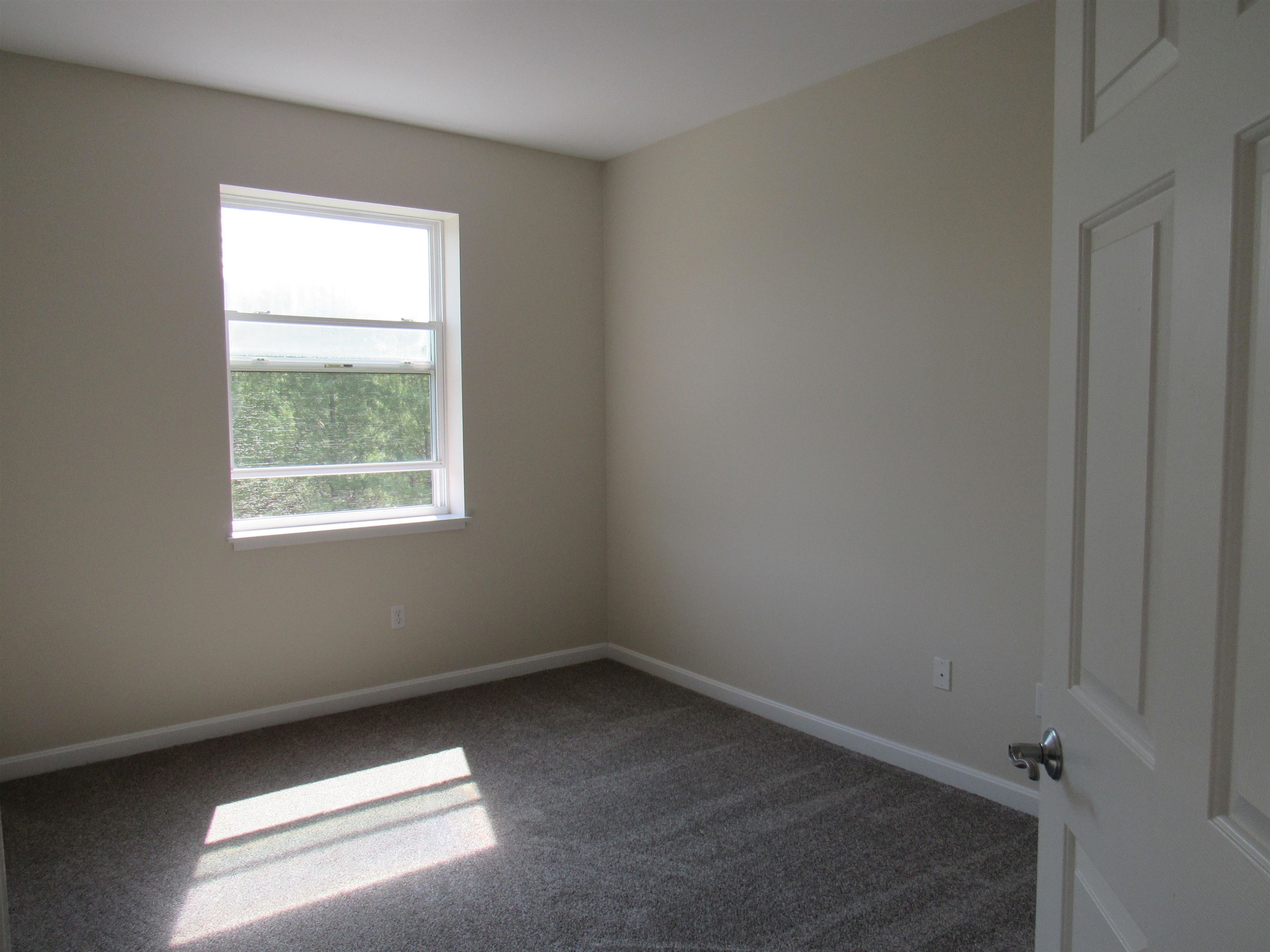 160 Wiley Road, Unit 201 Colchester, VT 05446 - Photo 13 of 30 Gallery Image 13