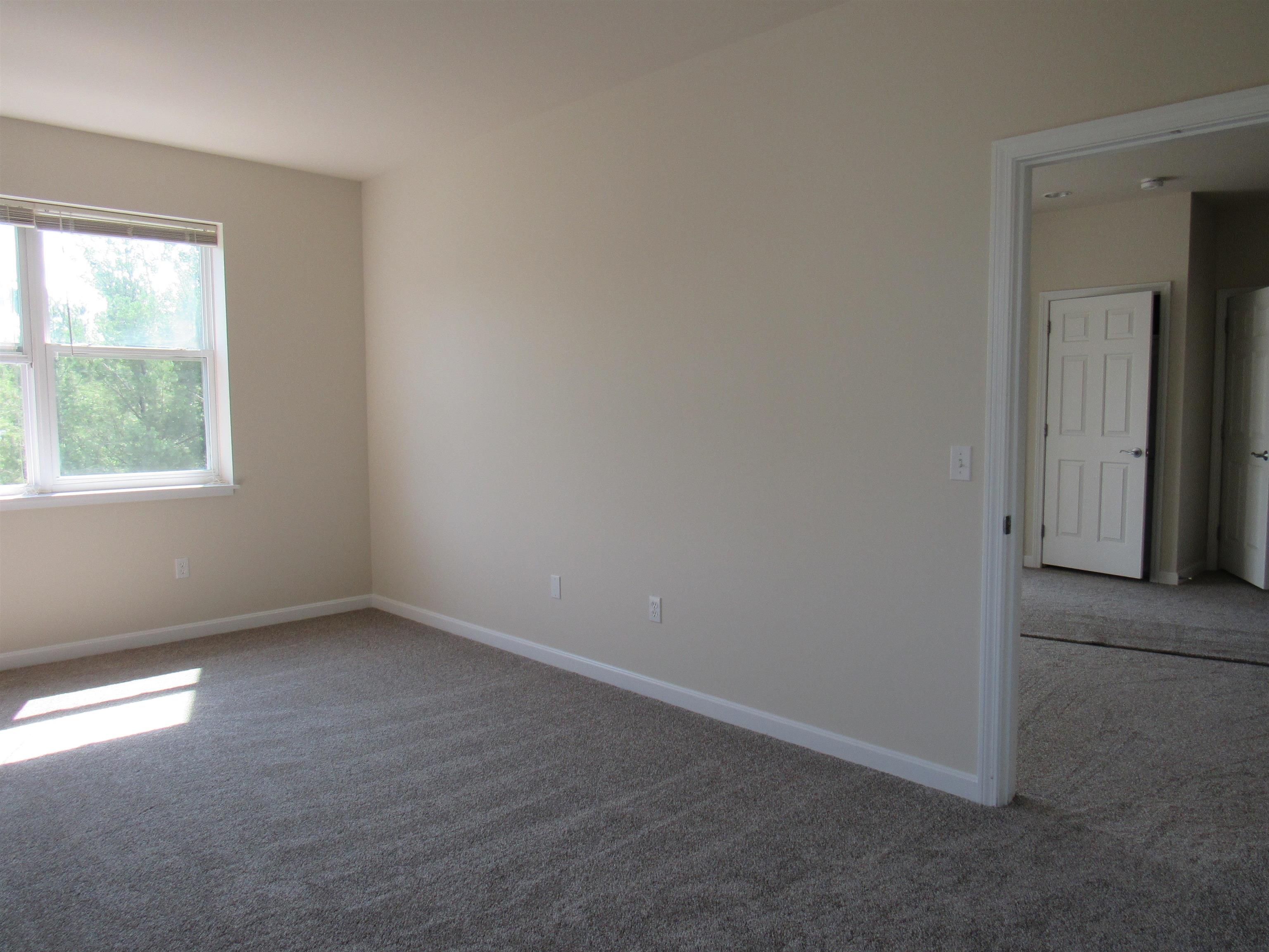 160 Wiley Road, Unit 201 Colchester, VT 05446 - Photo 17 of 30 Gallery Image 17