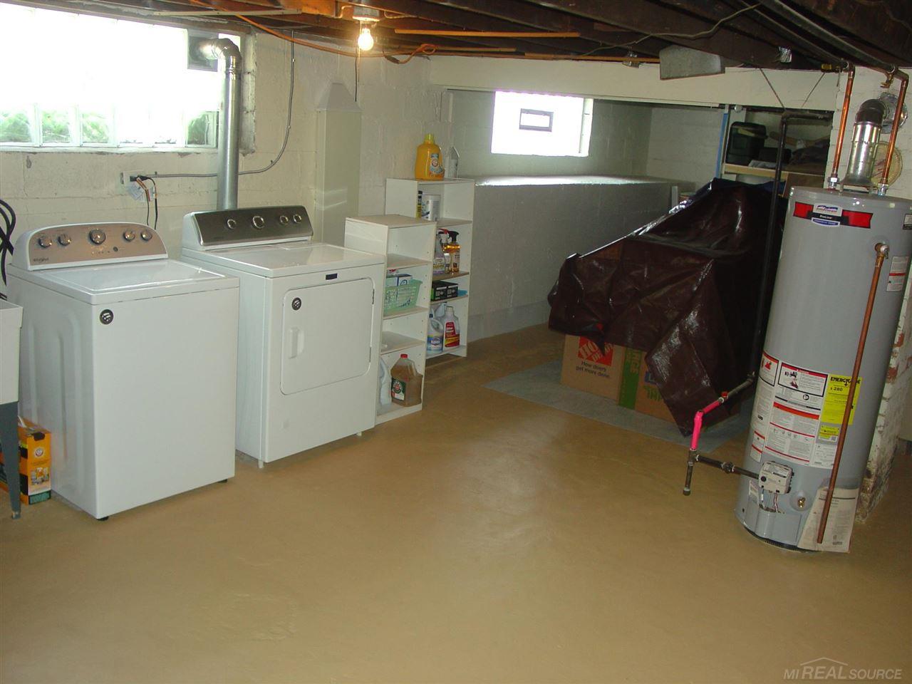 32519 Utica Road Fraser, MI 48026 - Photo 21 of 21 50048380-20.JPG
