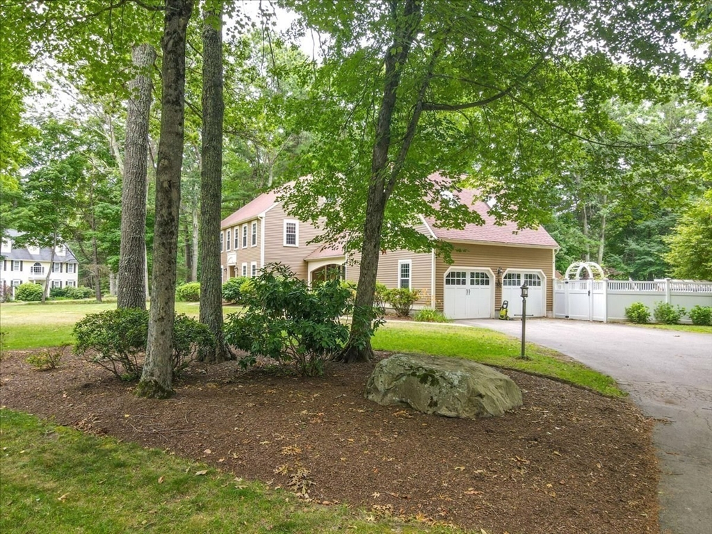 36 Wagon Road Walpole, MA 02081 - Photo 41 of 42
