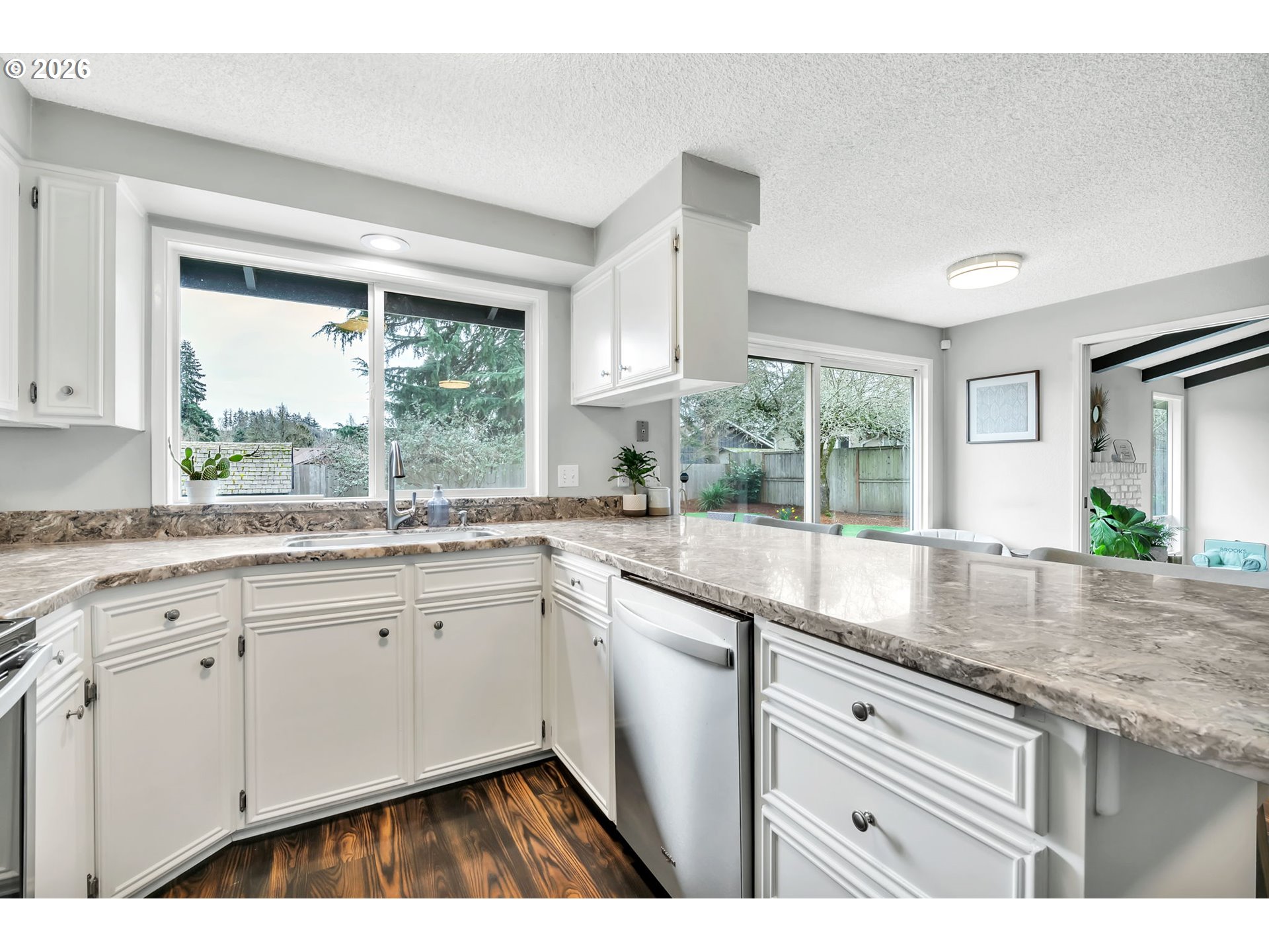 1236 Cal Young Road Eugene, OR 97401 - Photo 8 of 21