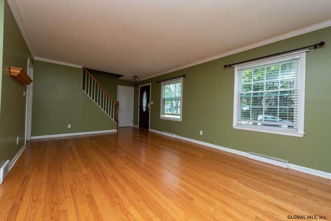 49 Preston Road Bethlehem, NY 12054 - Photo 3 of 18 Photo 3