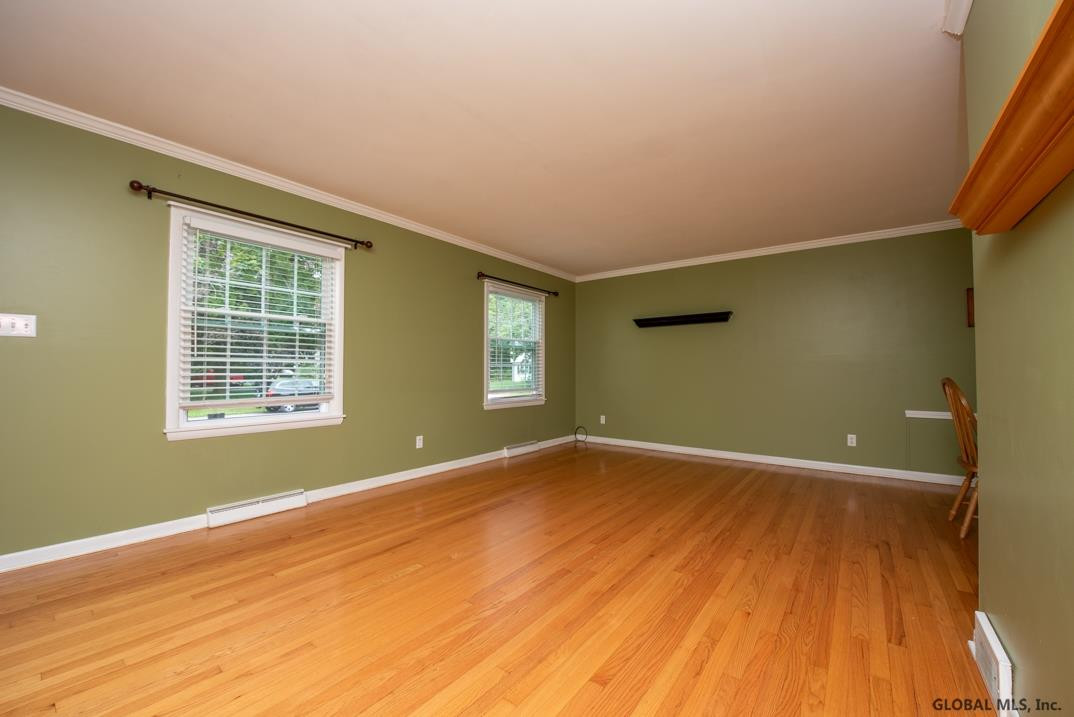 49 Preston Road Bethlehem, NY 12054 - Photo 4 of 18 Photo 4