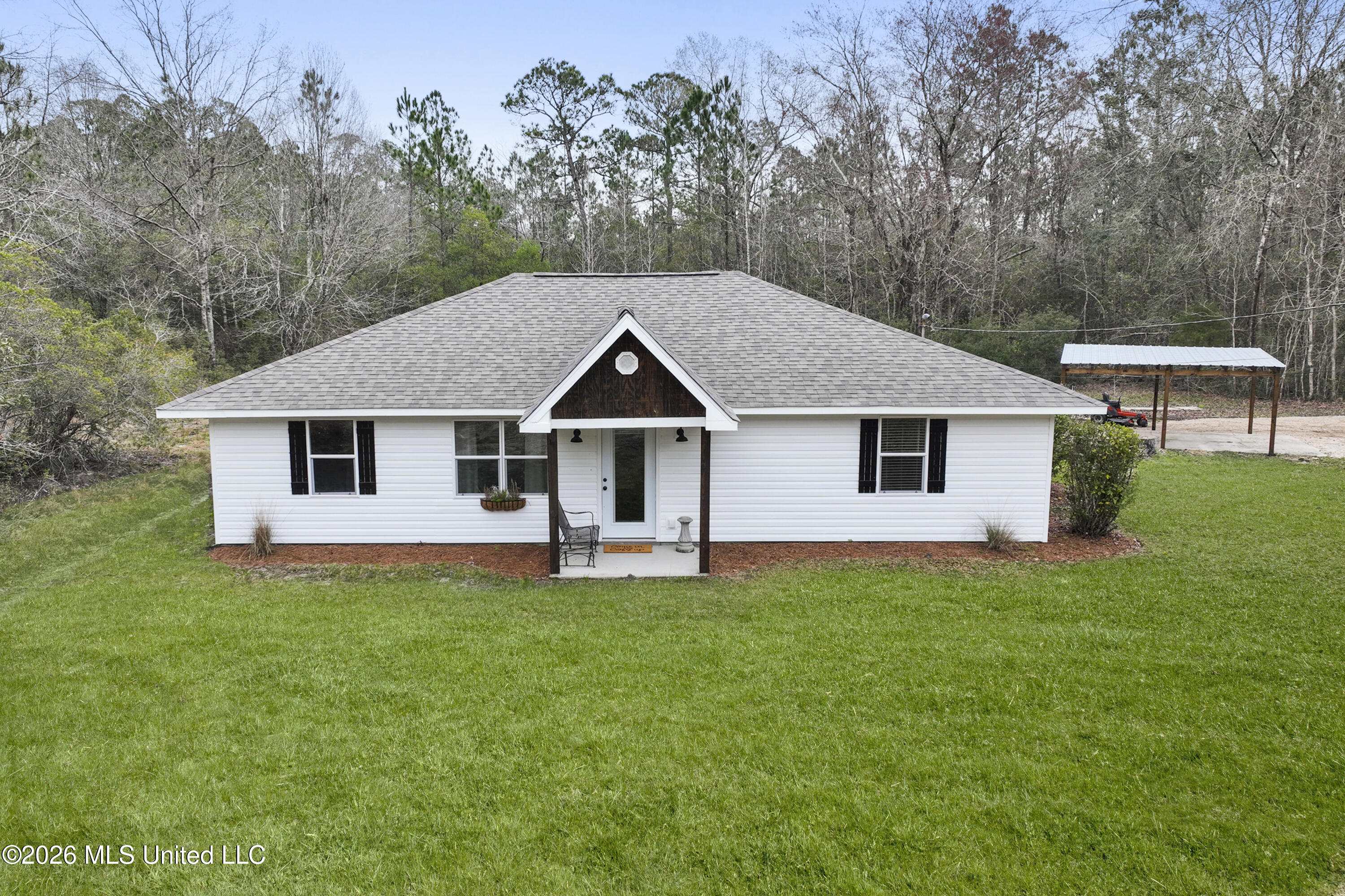 15380 Three Rivers Road Biloxi, MS 39532 - Photo 2 of 28 00002